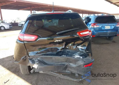 2015 Jeep Cherokee Latitude z USA, uszkodzony, nr VIN 1C4PJMCS1FW559577